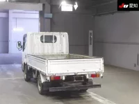 Nissan ATLAS лот № 7050 оценка R  с аукциона в Японии 1