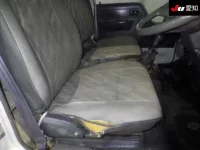 Toyota DYNA лот № 7058 оценка 3  с аукциона в Японии 5