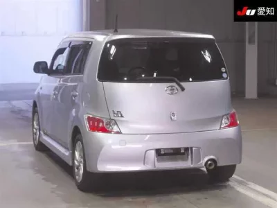 Toyota BB  с аукциона в Японии