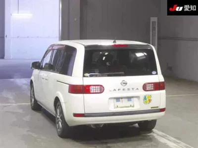Nissan LAFESTA