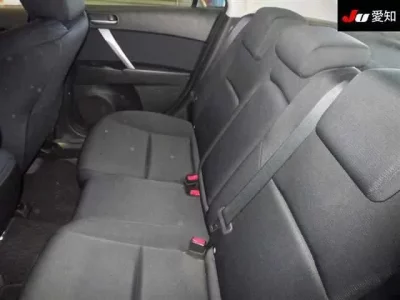 Mazda AXELA  с аукциона в Японии