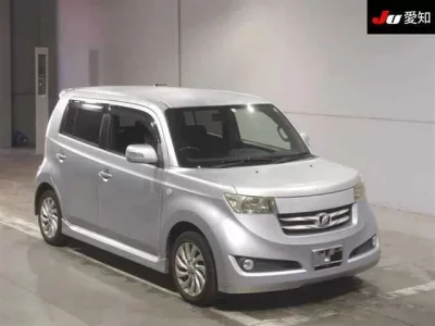 Toyota BB  с аукциона в Японии