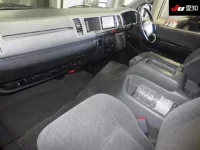 Toyota HIACE лот № 30358 оценка 3.5  с аукциона в Японии 2