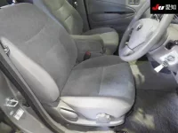 Toyota PRIUS лот № 30356 оценка 3.5  с аукциона в Японии 5