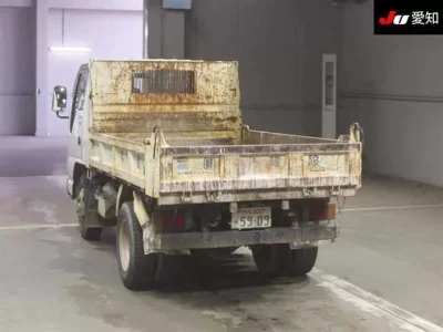 Isuzu ELF  с аукциона в Японии
