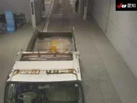 Hino DUTRO лот № 7073 оценка 3.5  с аукциона в Японии 8