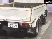 Toyota DYNA лот № 7088 оценка 3.5  с аукциона в Японии 7