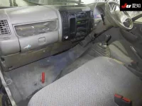 Toyota TOYOACE лот № 7098 оценка 3  с аукциона в Японии 2