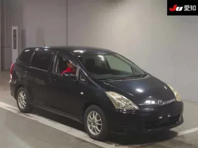 Toyota WISH  с аукциона в Японии
