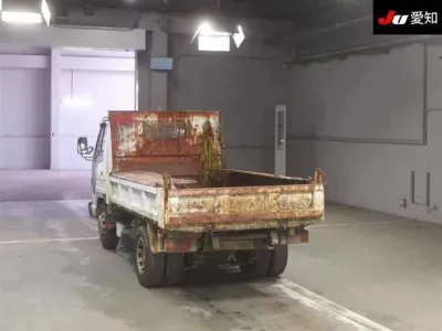 Isuzu ELF  с аукциона в Японии