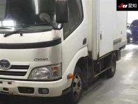 Toyota DYNA лот № 7106 оценка 3  с аукциона в Японии 6