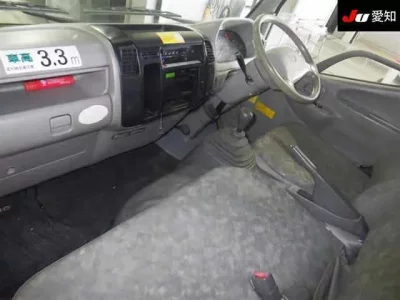 Hino DUTRO  с аукциона в Японии