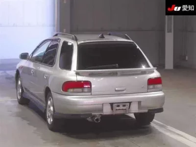 Subaru IMPREZA  с аукциона в Японии