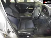 Lexus IS лот № 30393 оценка 3.5  с аукциона в Японии 5