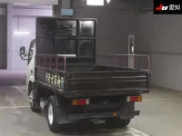 Hino DUTRO лот № 7105 оценка 3.5  с аукциона в Японии 1