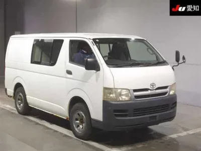 Toyota HIACE VAN  с аукциона в Японии