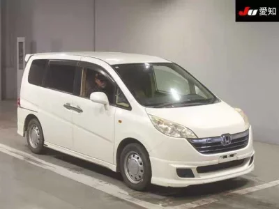 Honda STEP WAGON  с аукциона в Японии