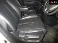 Nissan ELGRAND лот № 30399 оценка R  с аукциона в Японии 5