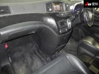Nissan ELGRAND лот № 30399 оценка R  с аукциона в Японии 2