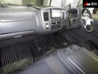 Nissan CARAVAN VAN лот № 7123 оценка 3.5  с аукциона в Японии 2