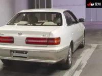 Toyota MARK II лот № 30472 оценка 4  с аукциона в Японии 7
