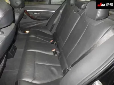 BMW 3-Series  с аукциона в Японии