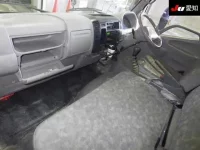 Hino DUTRO лот № 8001 оценка 3.5  с аукциона в Японии 2