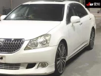 Toyota CROWN лот № 30524 оценка 3.5  с аукциона в Японии 6