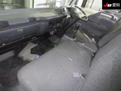 Mazda TITAN  с аукциона в Японии