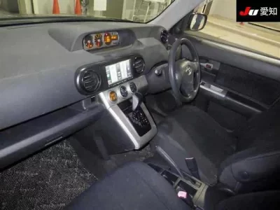 Toyota COROLLA RUMION