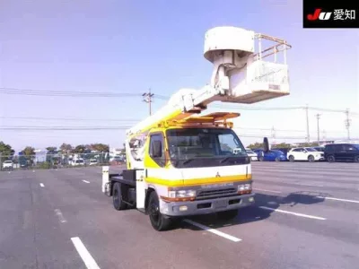 Mitsubishi CANTER  с аукциона в Японии