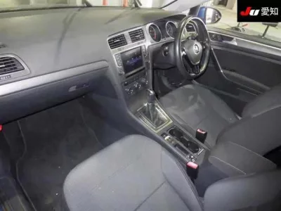 Volkswagen GOLF VARIANT  с аукциона в Японии