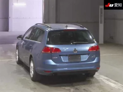 Volkswagen GOLF VARIANT  с аукциона в Японии