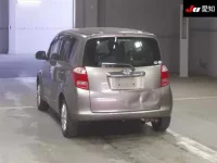 Toyota RACTIS лот № 30548 оценка 3.5  с аукциона в Японии 1