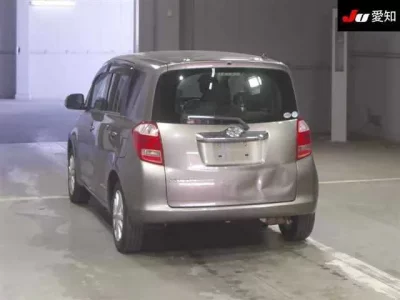 Toyota RACTIS  с аукциона в Японии