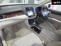 Toyota CROWN лот № 30573 оценка 3.5  с аукциона в Японии 2