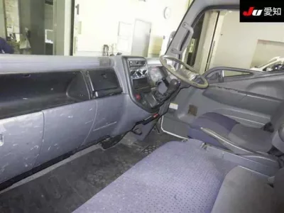 Mitsubishi CANTER  с аукциона в Японии