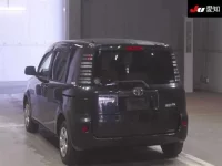 Toyota SIENTA лот № 30561 оценка 3.5  с аукциона в Японии 1