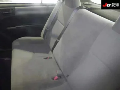 Toyota COROLLA AXIO  с аукциона в Японии