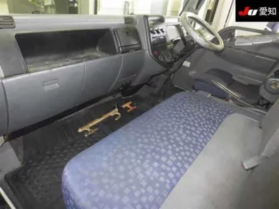 Mitsubishi CANTER  с аукциона в Японии