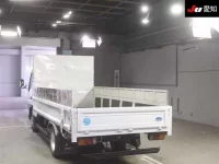 Mitsubishi CANTER лот № 8050 оценка 3  с аукциона в Японии 1