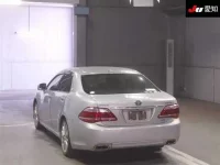 Toyota CROWN лот № 30602 оценка 3.5  с аукциона в Японии 1