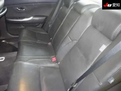 Toyota CROWN  с аукциона в Японии