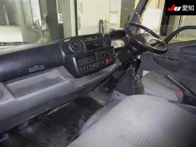 Hino DUTRO  с аукциона в Японии