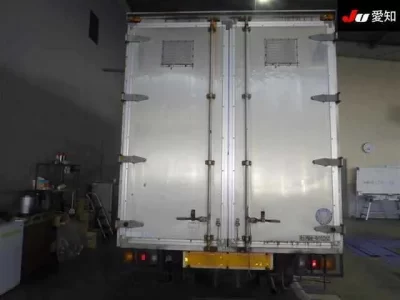 Mitsubishi CANTER  с аукциона в Японии