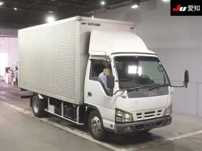 Isuzu ELF