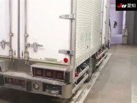 Isuzu ELF лот № 8058 оценка R  с аукциона в Японии 7