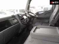 Mitsubishi CANTER лот № 8069 оценка 3.5  с аукциона в Японии 2