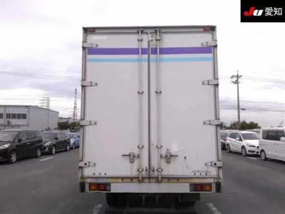 Mitsubishi CANTER  с аукциона в Японии