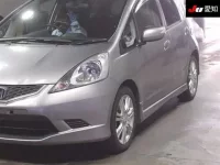 Honda FIT лот № 30584 оценка 3.5  с аукциона в Японии 6